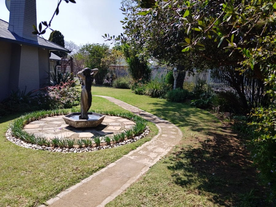 4 Bedroom Property for Sale in Cinderella Gauteng