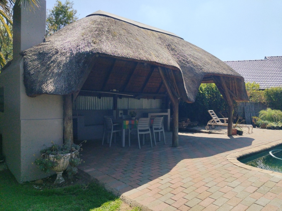 4 Bedroom Property for Sale in Cinderella Gauteng