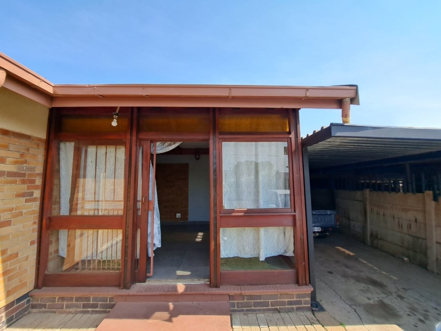 3 Bedroom Property for Sale in Visagie Park Gauteng