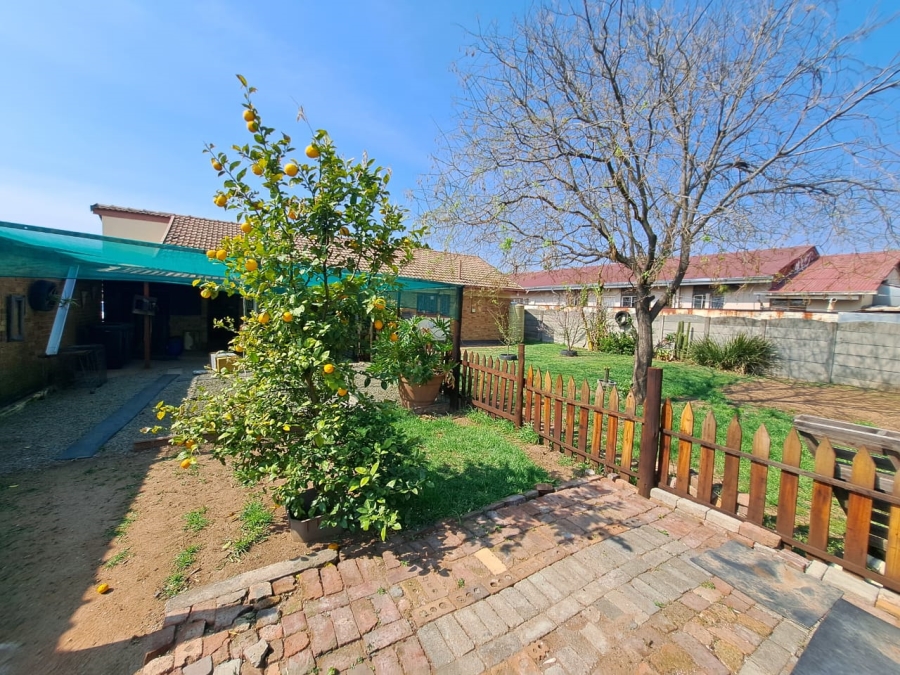 3 Bedroom Property for Sale in Visagie Park Gauteng