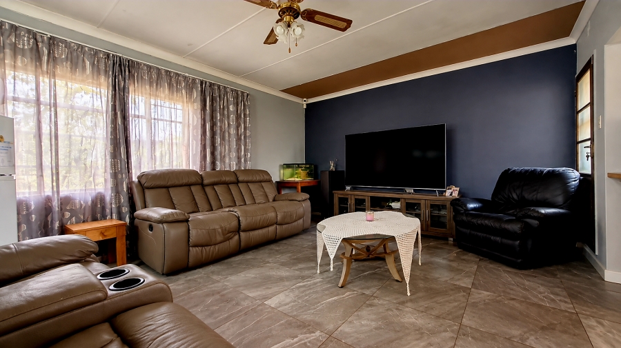 3 Bedroom Property for Sale in Kookrus Gauteng