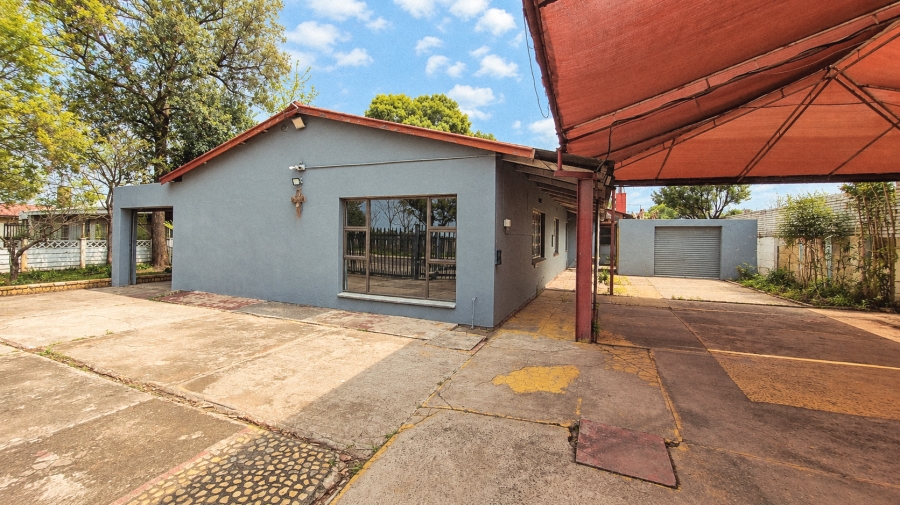 3 Bedroom Property for Sale in Kookrus Gauteng