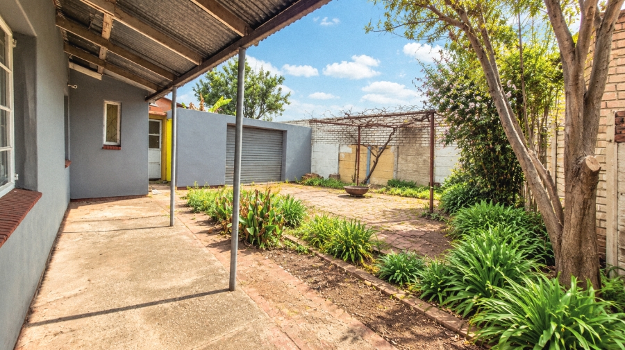 3 Bedroom Property for Sale in Kookrus Gauteng