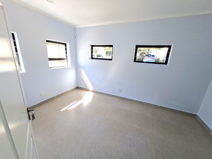 To Let Commercial Property for Rent in Alphen Park Gauteng
