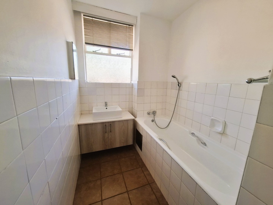 To Let 2 Bedroom Property for Rent in Lynnwood Gauteng