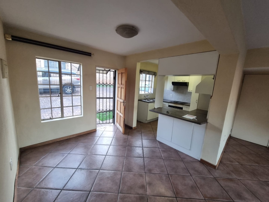To Let 3 Bedroom Property for Rent in Elandspark Gauteng