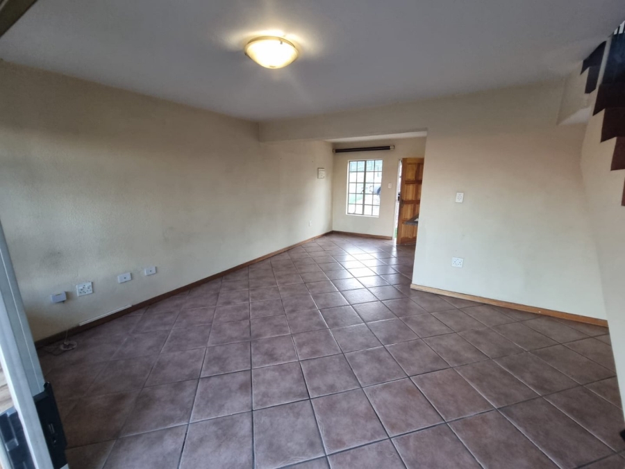 To Let 3 Bedroom Property for Rent in Elandspark Gauteng