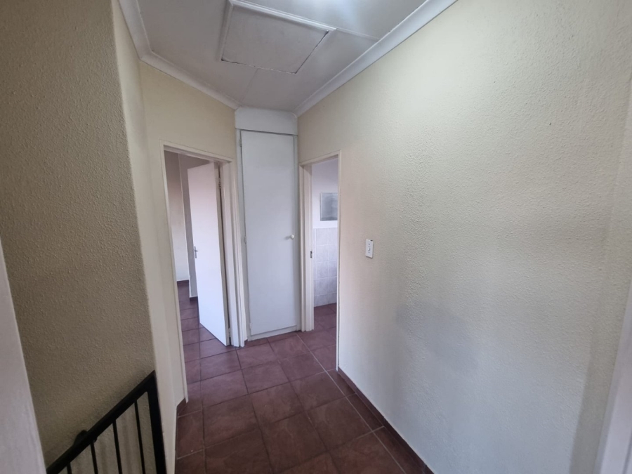 To Let 3 Bedroom Property for Rent in Elandspark Gauteng
