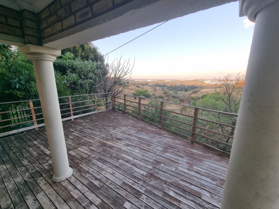 To Let 3 Bedroom Property for Rent in Elandspark Gauteng