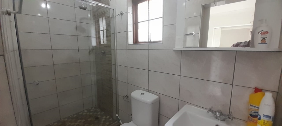 1 Bedroom Property for Sale in Waterkloof Ridge Gauteng
