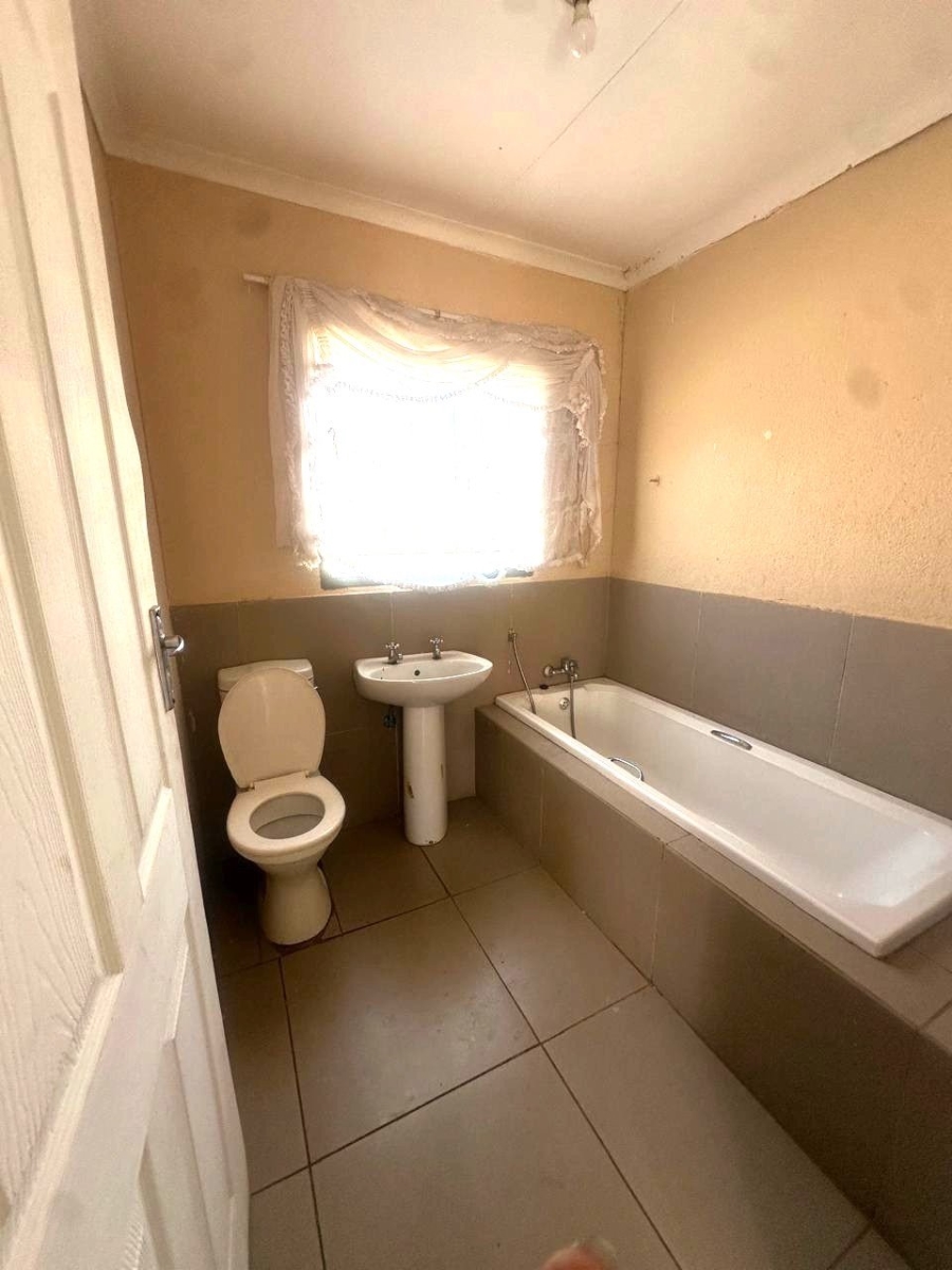 1 Bedroom Property for Sale in Stretford Gauteng