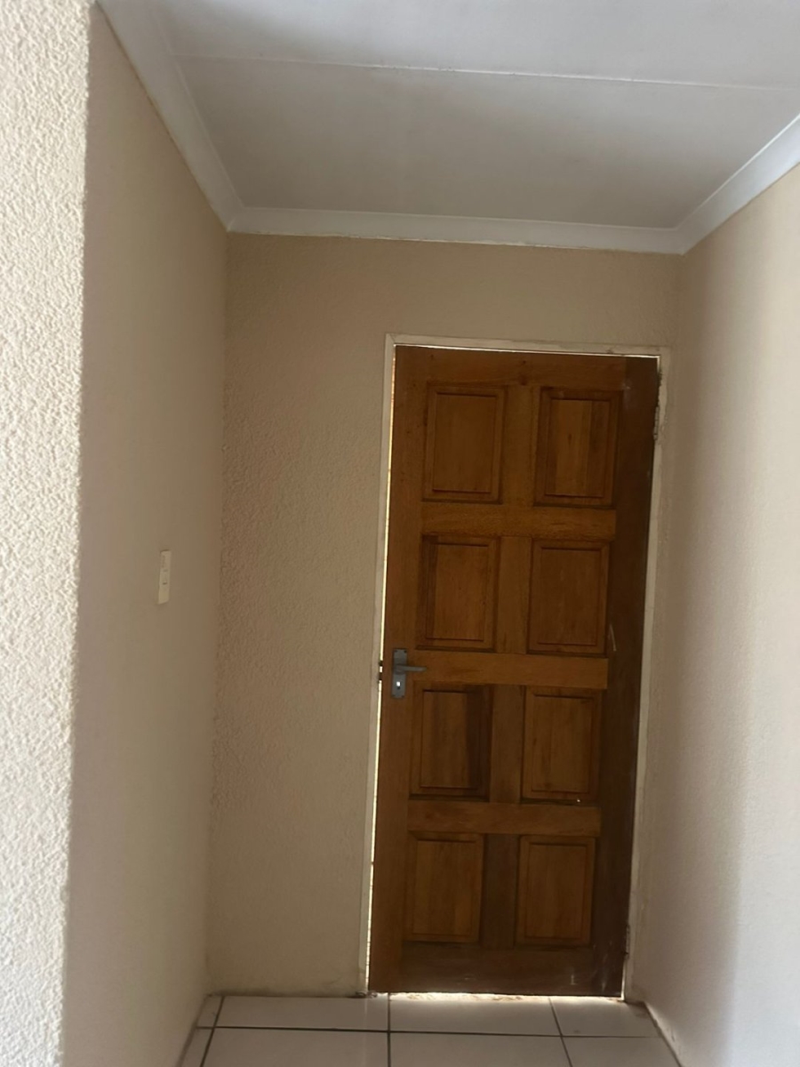 2 Bedroom Property for Sale in Beverley Hills Gauteng