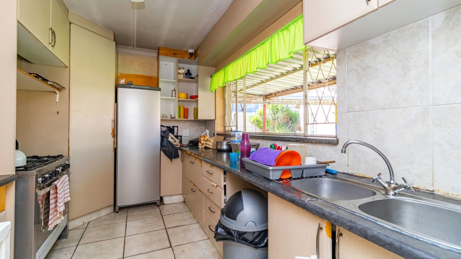 7 Bedroom Property for Sale in Allen Grove Gauteng