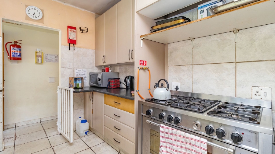 7 Bedroom Property for Sale in Allen Grove Gauteng