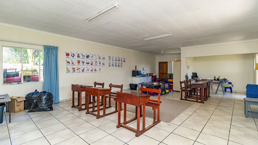 7 Bedroom Property for Sale in Allen Grove Gauteng