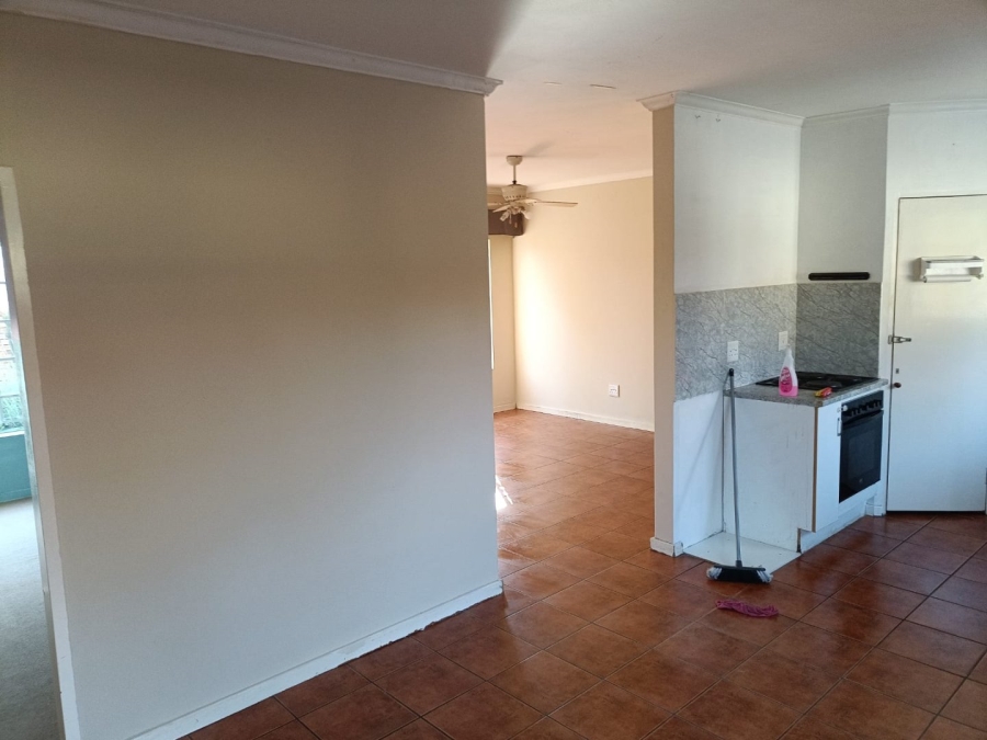 2 Bedroom Property for Sale in The Reeds Gauteng