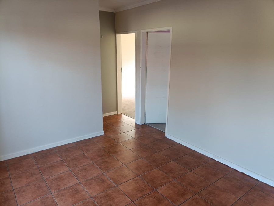 2 Bedroom Property for Sale in The Reeds Gauteng