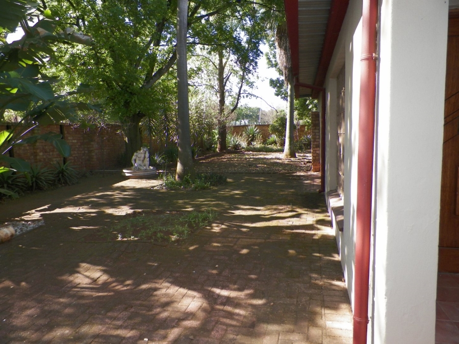 4 Bedroom Property for Sale in Valhalla Gauteng