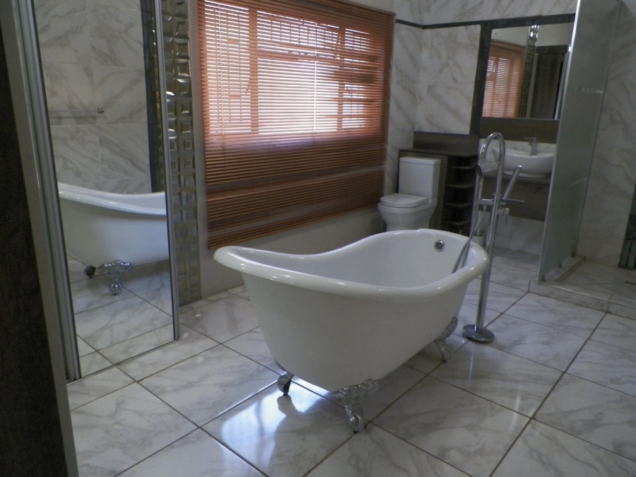 4 Bedroom Property for Sale in Valhalla Gauteng