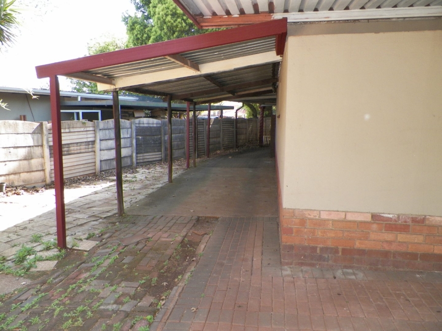 4 Bedroom Property for Sale in Valhalla Gauteng