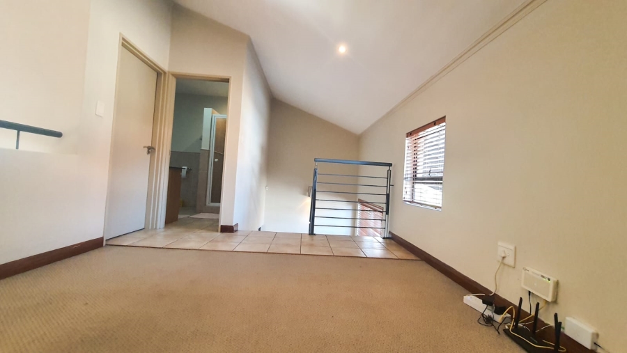 2 Bedroom Property for Sale in Sandown Gauteng