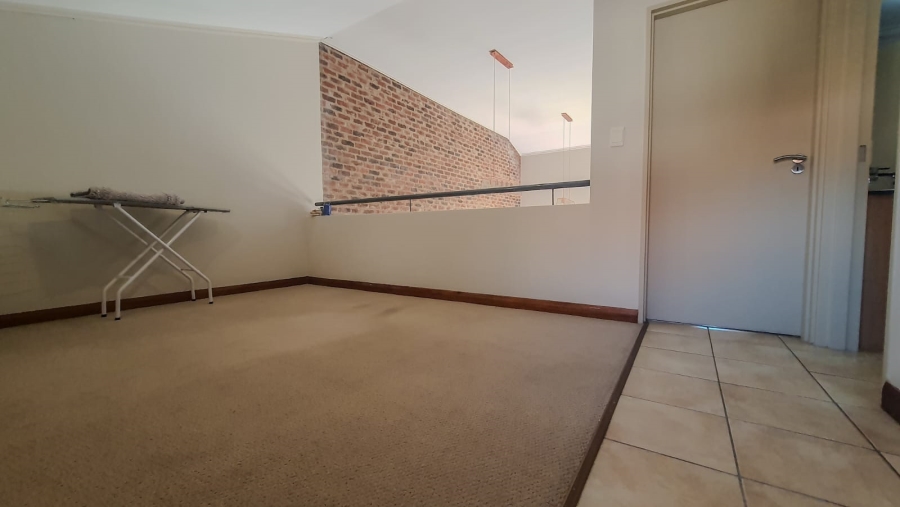 2 Bedroom Property for Sale in Sandown Gauteng