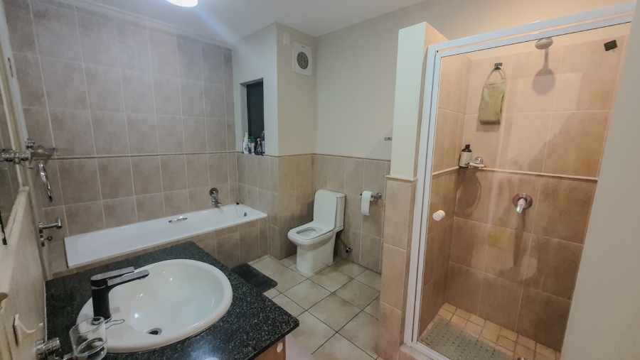 2 Bedroom Property for Sale in Sandown Gauteng