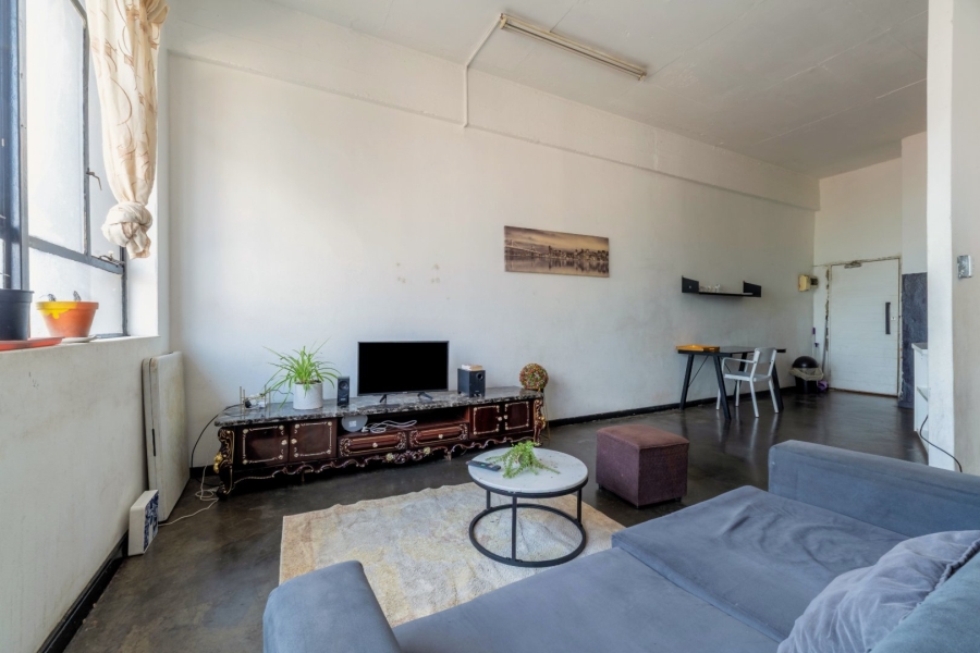 1 Bedroom Property for Sale in Maboneng Gauteng