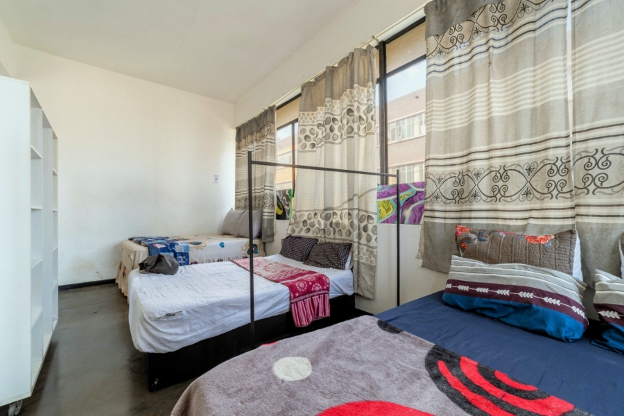 1 Bedroom Property for Sale in Maboneng Gauteng