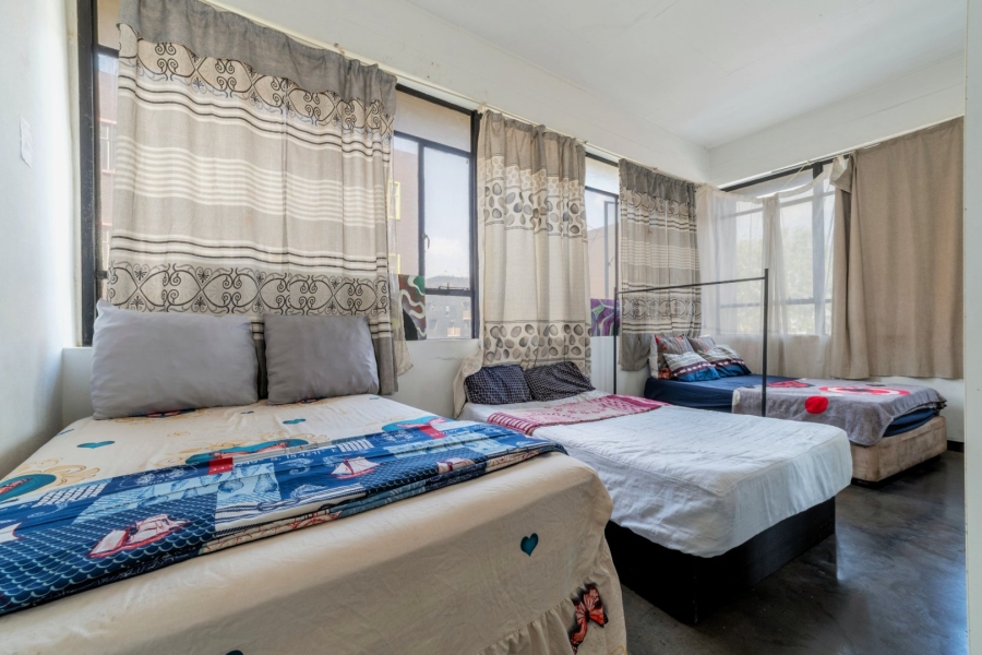 1 Bedroom Property for Sale in Maboneng Gauteng