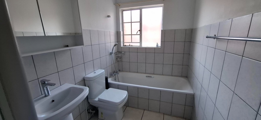 2 Bedroom Property for Sale in Riviera Gauteng