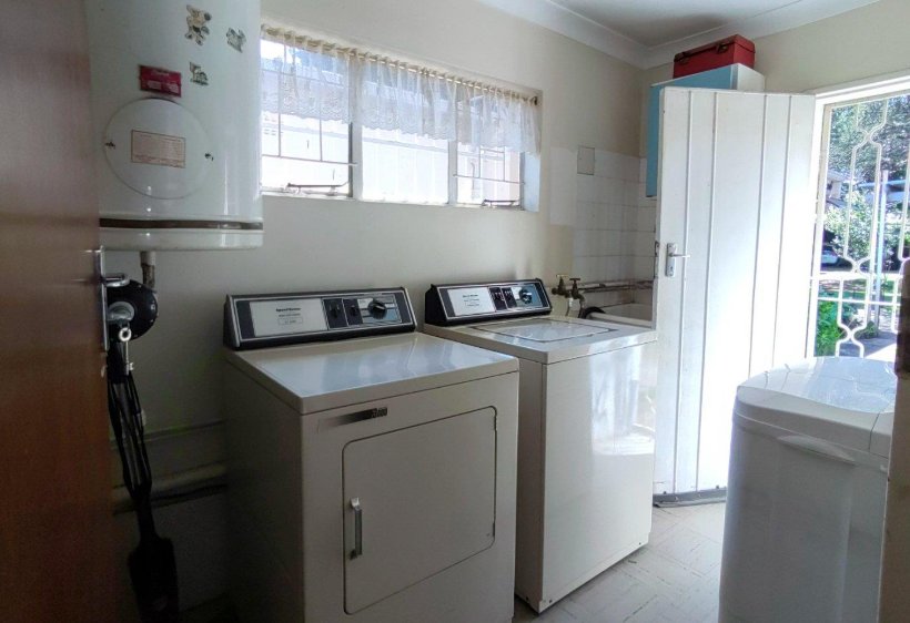 6 Bedroom Property for Sale in Pretoria North Gauteng