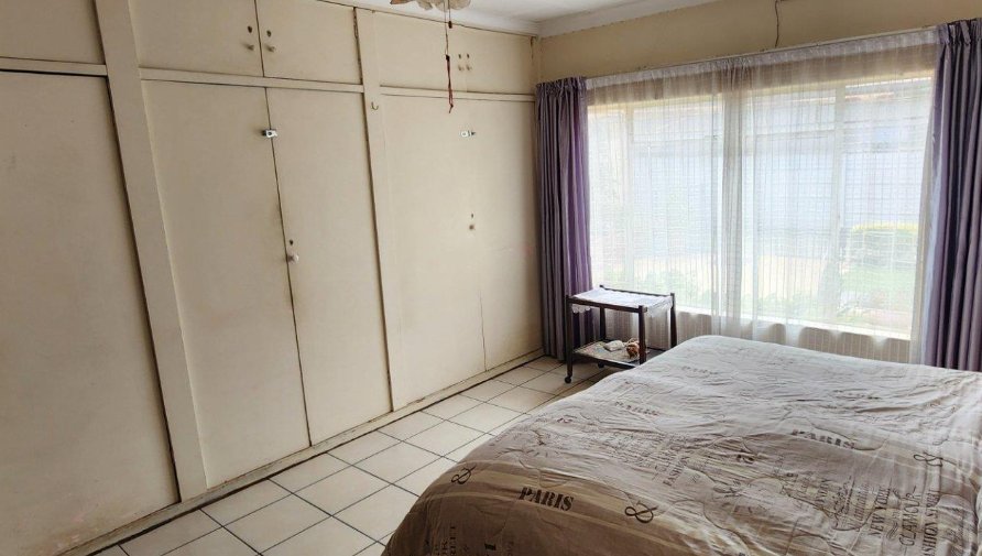 6 Bedroom Property for Sale in Pretoria North Gauteng