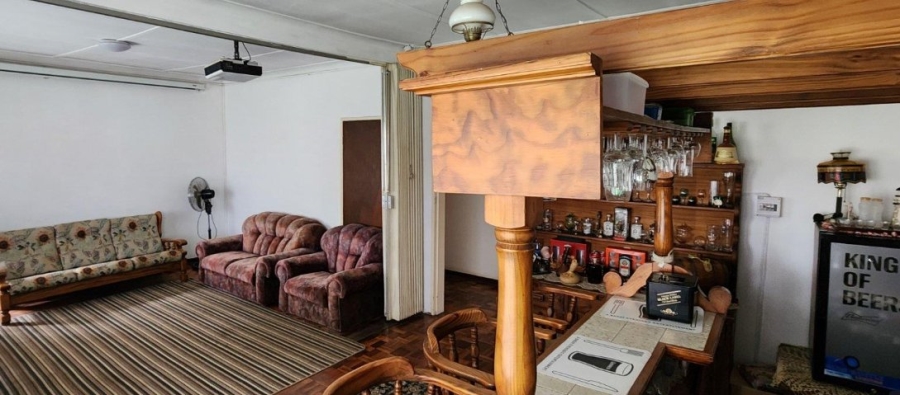 6 Bedroom Property for Sale in Pretoria North Gauteng