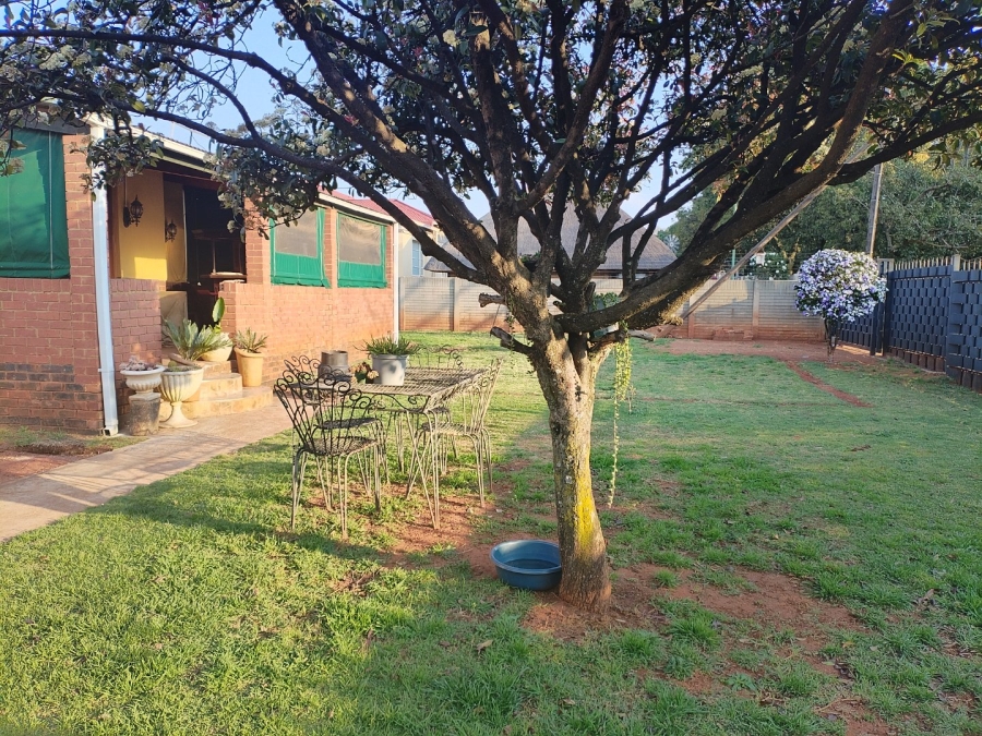 3 Bedroom Property for Sale in Selection Park Gauteng