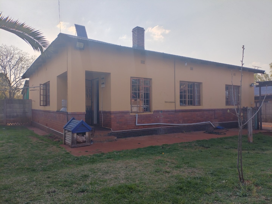 3 Bedroom Property for Sale in Selection Park Gauteng