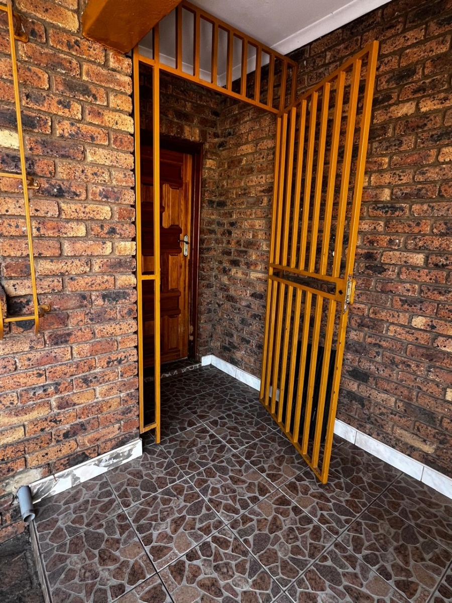4 Bedroom Property for Sale in Norkem Park Gauteng