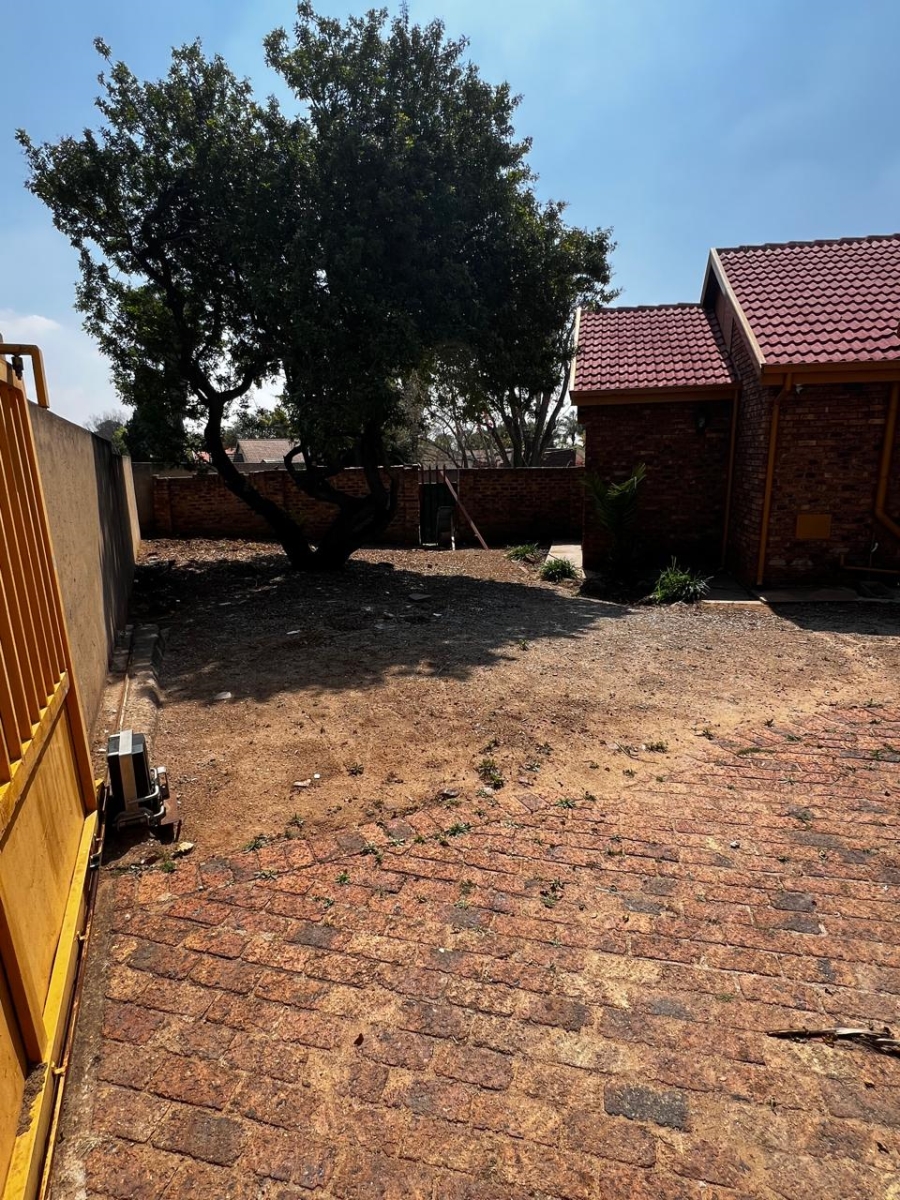 4 Bedroom Property for Sale in Norkem Park Gauteng