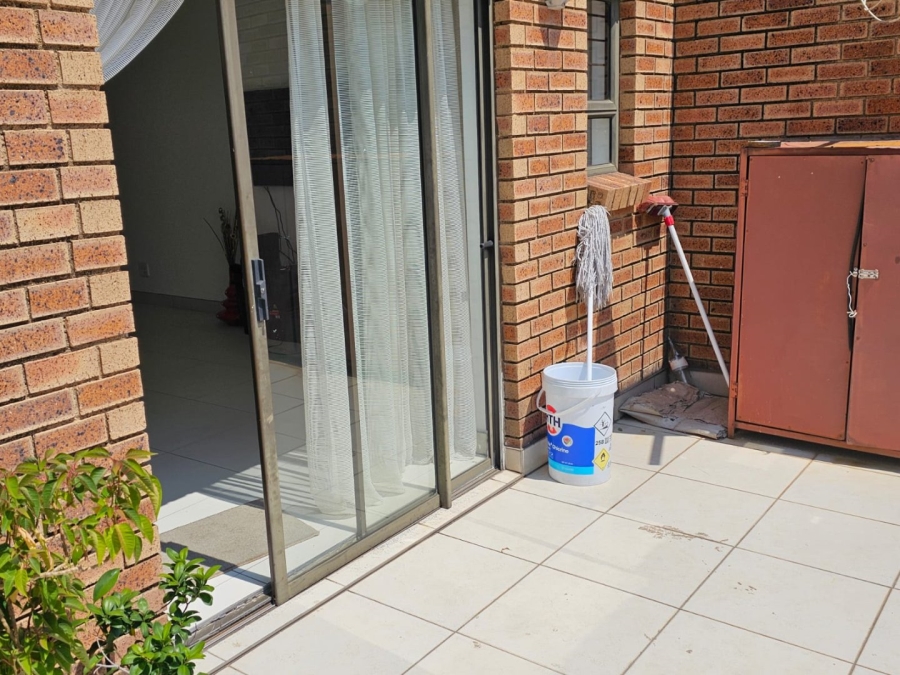 3 Bedroom Property for Sale in Liefde en Vrede Gauteng