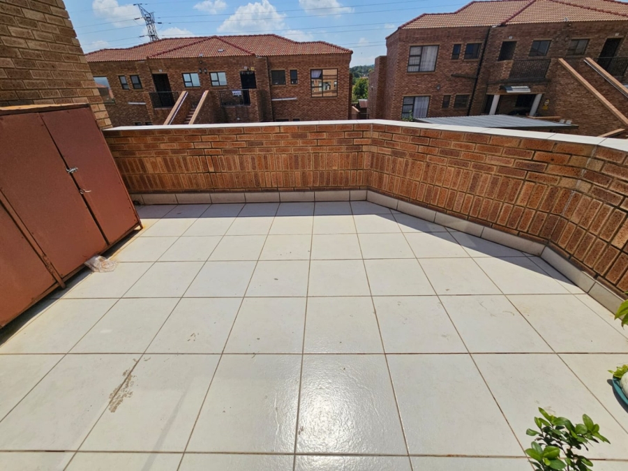 3 Bedroom Property for Sale in Liefde en Vrede Gauteng