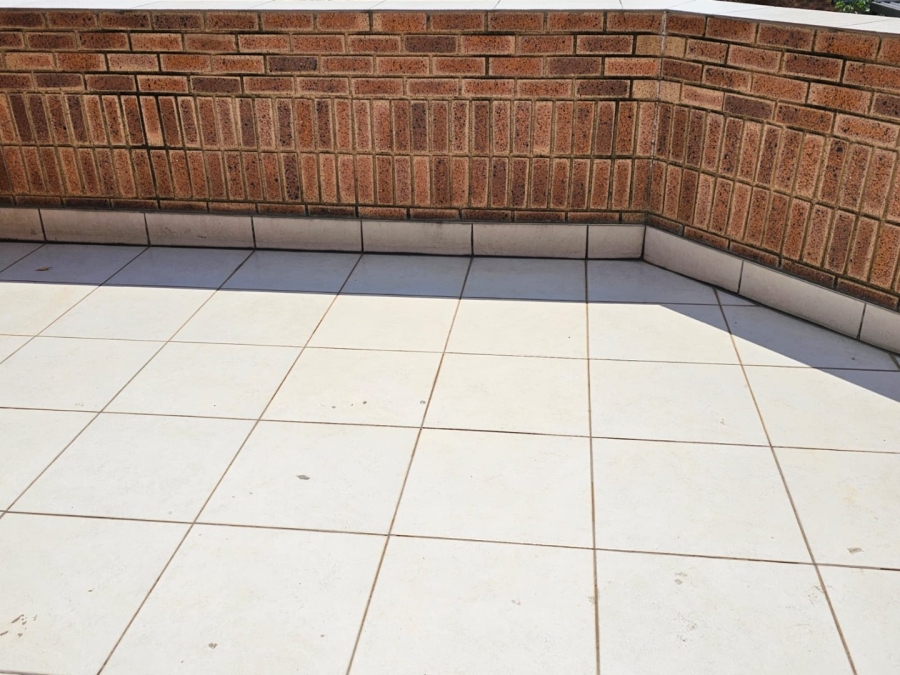 3 Bedroom Property for Sale in Liefde en Vrede Gauteng