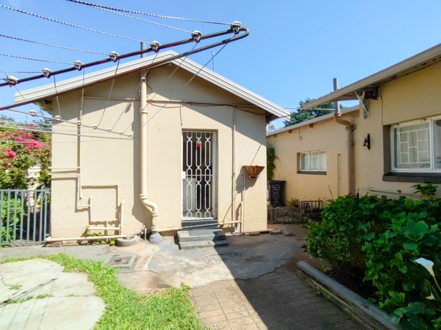 6 Bedroom Property for Sale in Pretoria North Gauteng