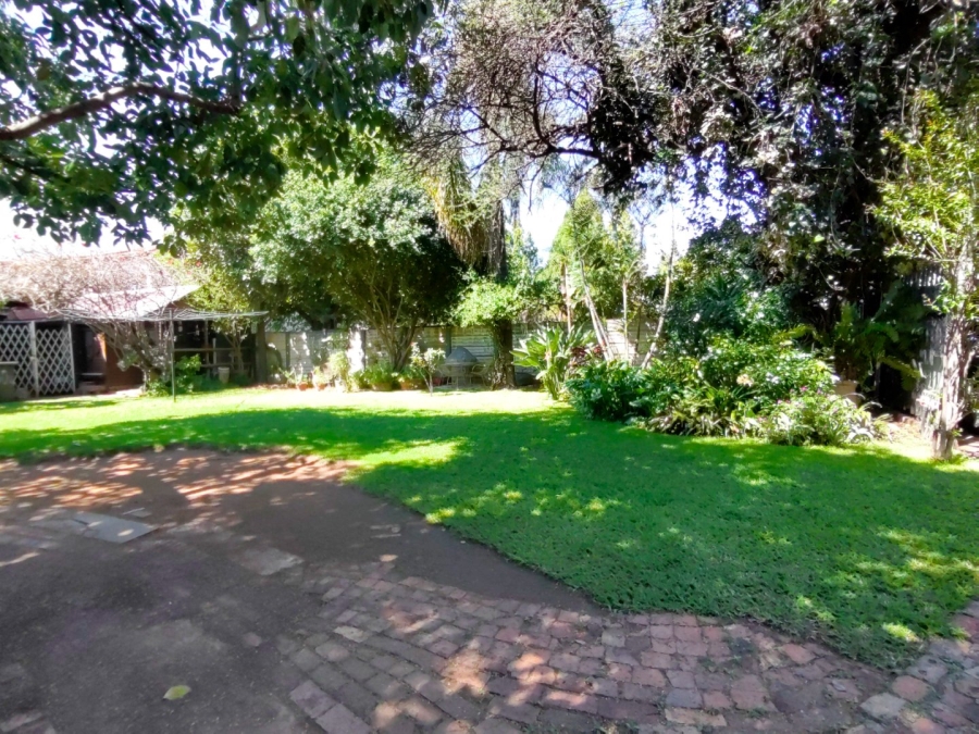 6 Bedroom Property for Sale in Pretoria North Gauteng