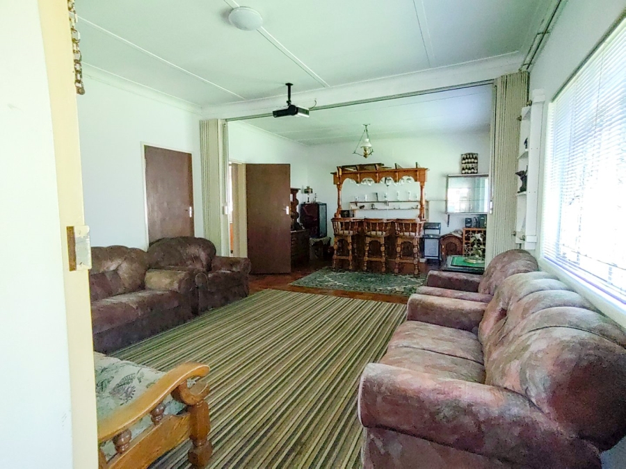 6 Bedroom Property for Sale in Pretoria North Gauteng