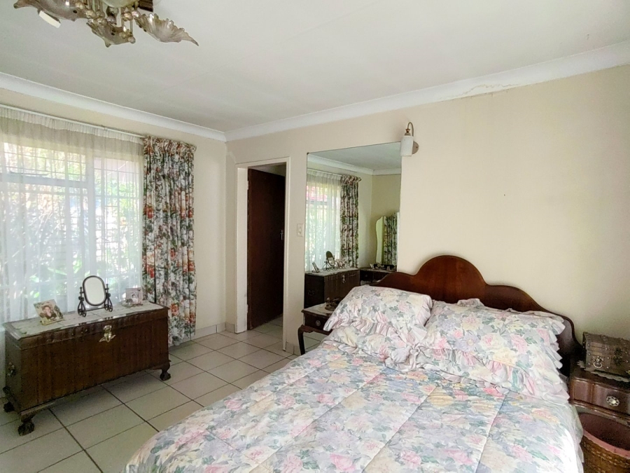 6 Bedroom Property for Sale in Pretoria North Gauteng