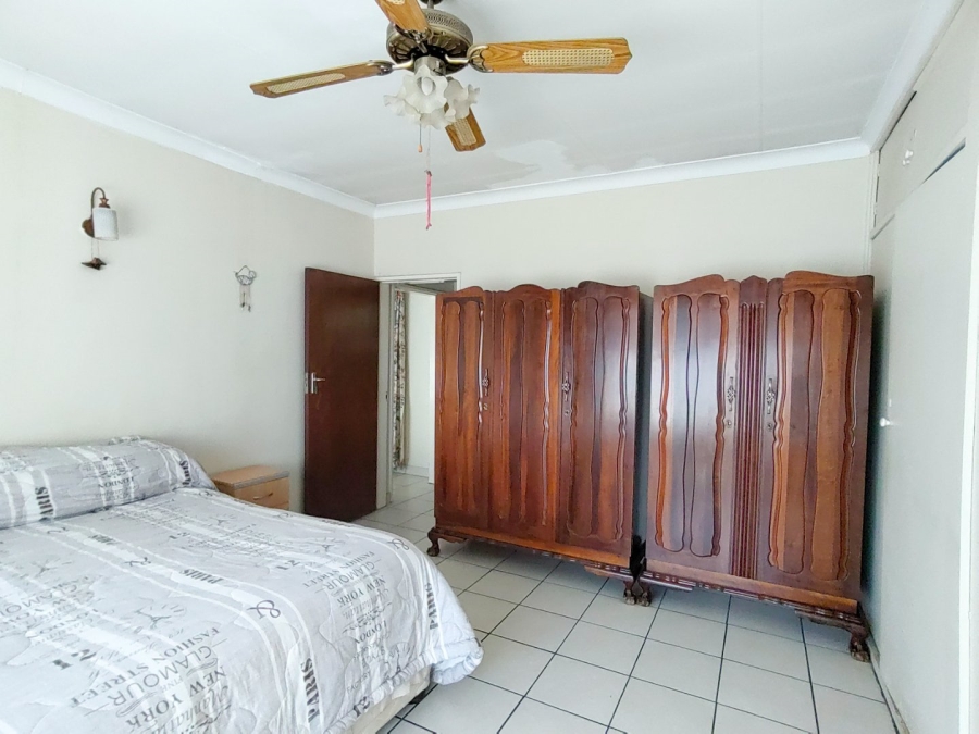 6 Bedroom Property for Sale in Pretoria North Gauteng