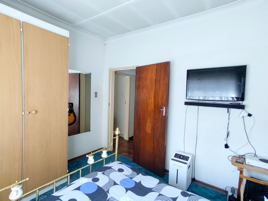 6 Bedroom Property for Sale in Pretoria North Gauteng