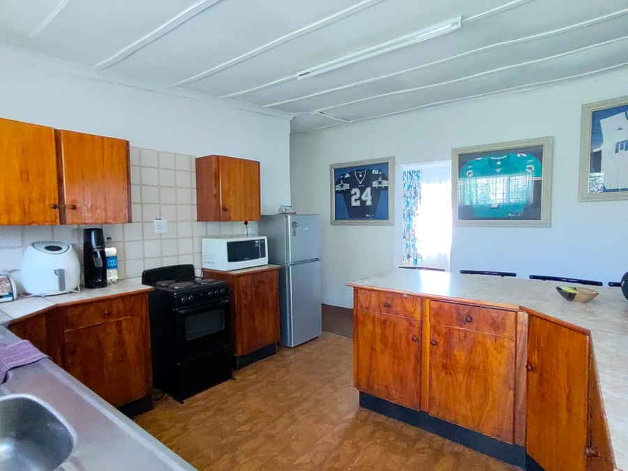6 Bedroom Property for Sale in Pretoria North Gauteng