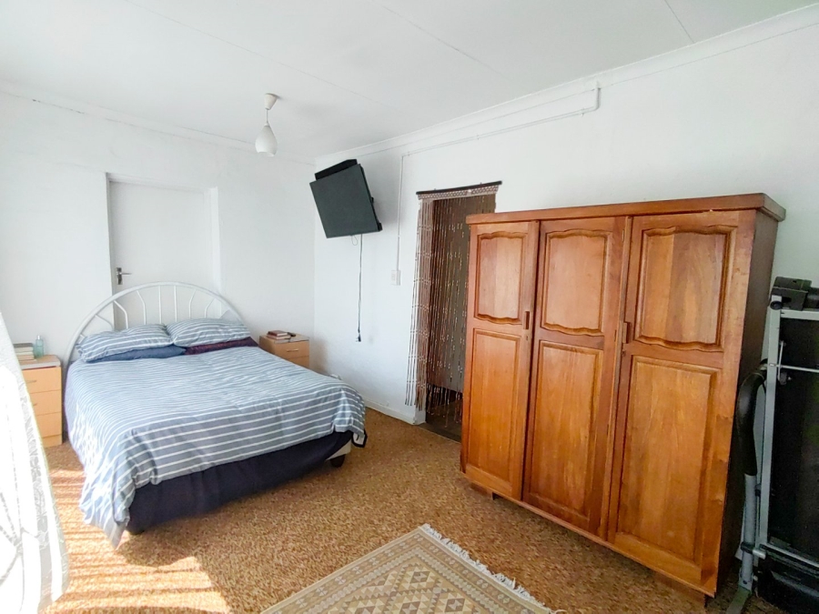 6 Bedroom Property for Sale in Pretoria North Gauteng