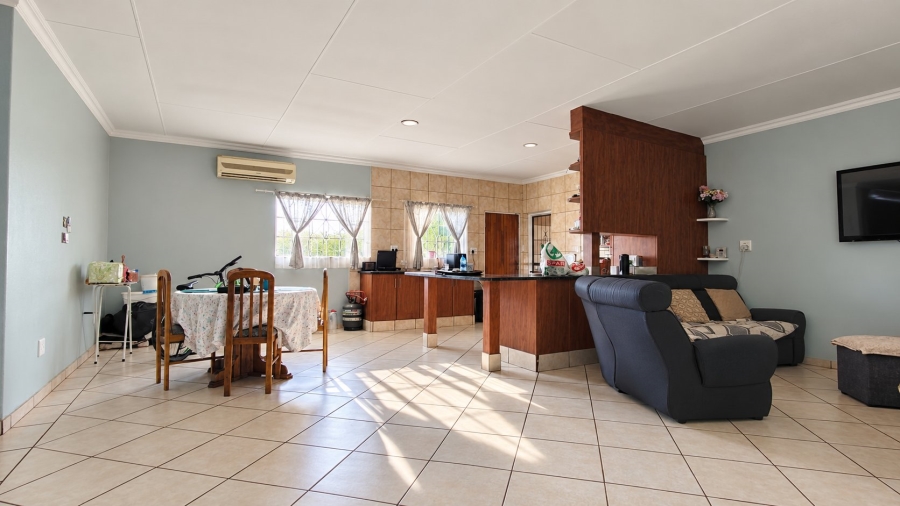 Commercial Property for Sale in Van Der Westhuizen Gauteng